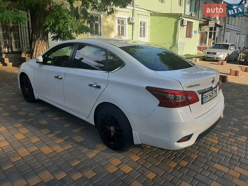 Седан Nissan Sentra 2016 в Одесі