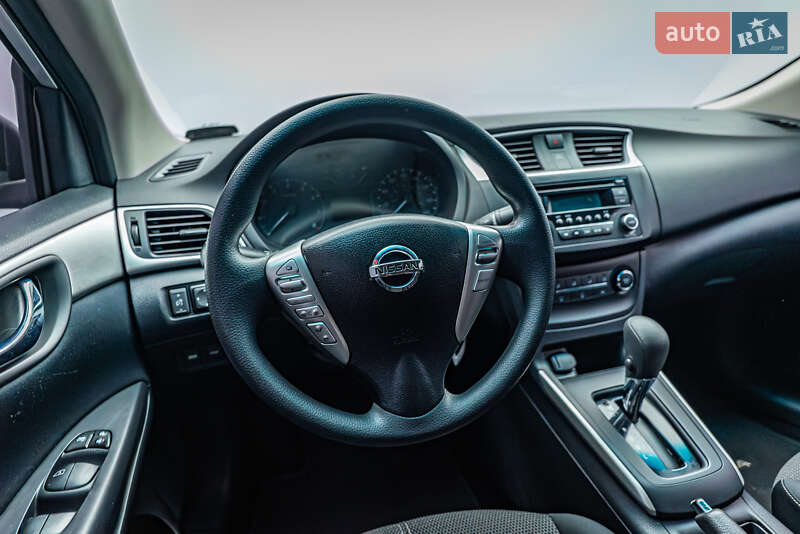 Седан Nissan Sentra 2016 в Києві