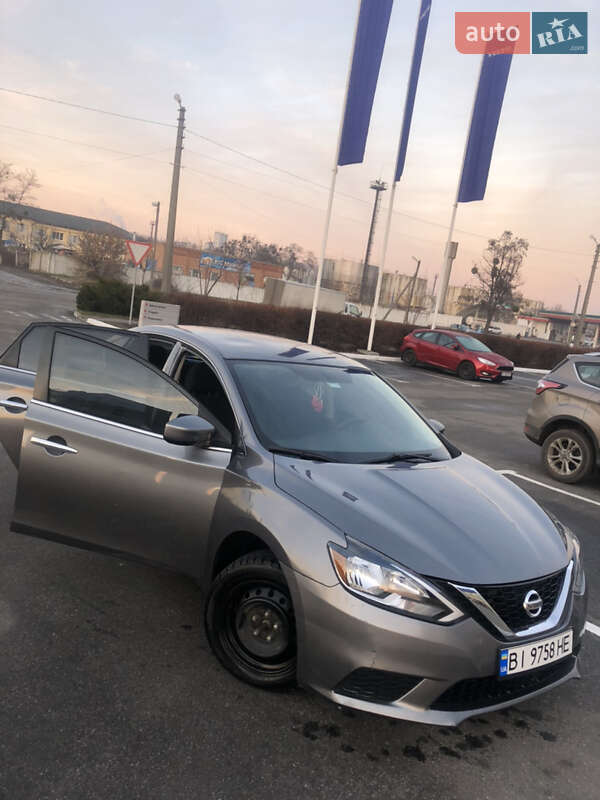 Седан Nissan Sentra 2017 в Полтаві