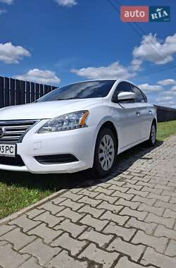 Седан Nissan Sentra 2015 в Новому Яричеві