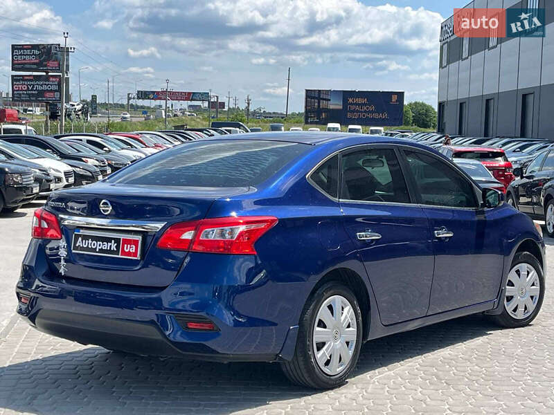 Седан Nissan Sentra 2016 в Львове