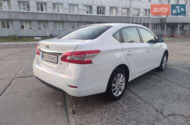 Седан Nissan Sentra 2015 в 