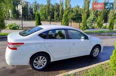 Седан Nissan Sentra 2015 в 