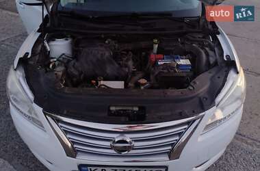 Седан Nissan Sentra 2015 в 