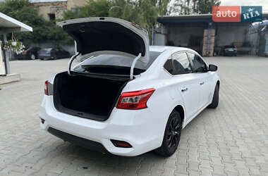 Седан Nissan Sentra 2017 в 