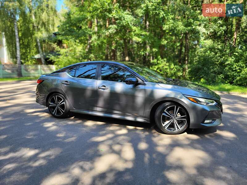 Седан Nissan Sentra 2021 в Житомирі