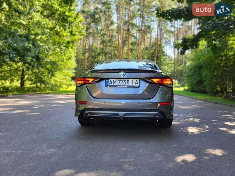 Седан Nissan Sentra 2021 в Житомирі