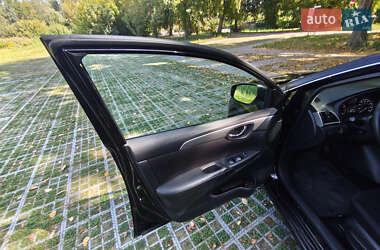 Седан Nissan Sentra 2017 в 