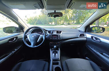 Седан Nissan Sentra 2017 в 