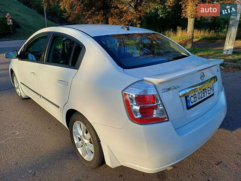 Седан Nissan Sentra 2012 в Чернігові