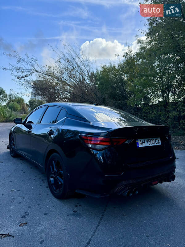 Седан Nissan Sentra 2020 в Черкасах
