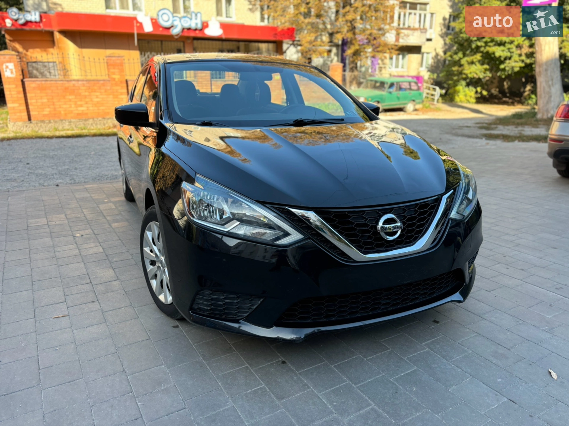 2017 Nissan Sentra - мініатюра 3