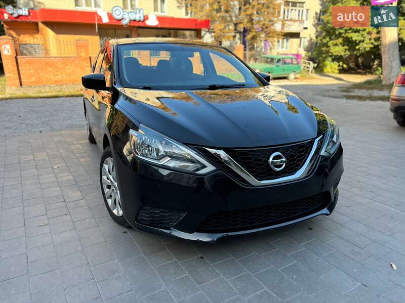 Седан Nissan Sentra 2017 в Днепре