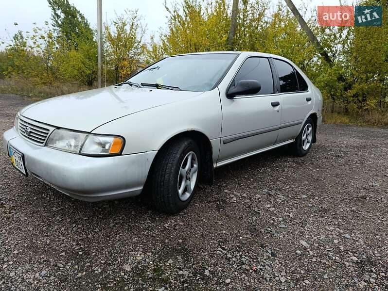 Седан Nissan Sentra 1996 в Ковеле