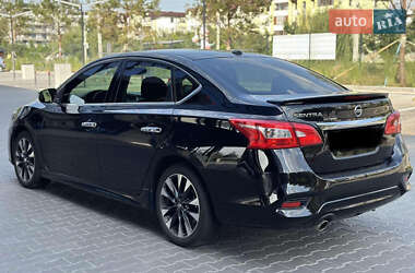 Седан Nissan Sentra 2016 в Ровно