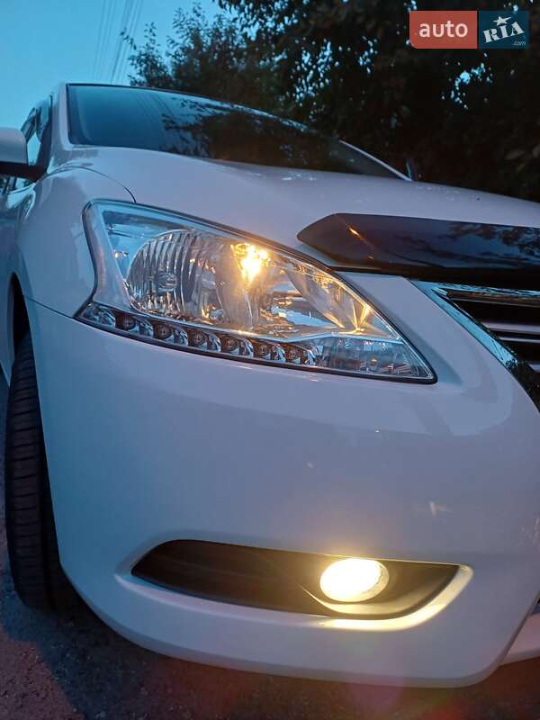 Седан Nissan Sentra 2016 в Запоріжжі