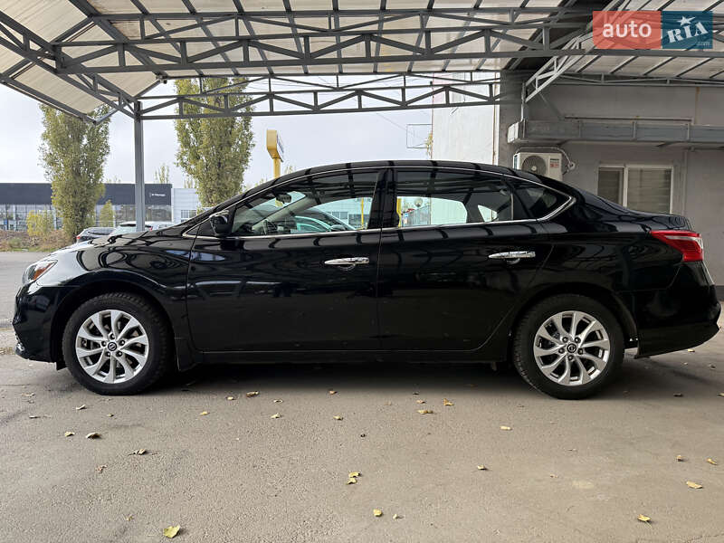 Седан Nissan Sentra 2016 в Николаеве фото Седан Nissan Sentra 2016 в Николаеве