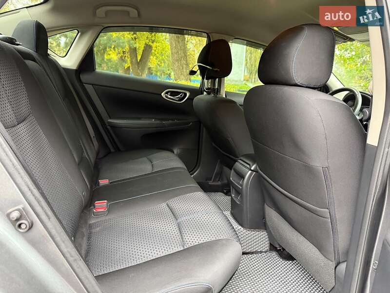 Седан Nissan Sentra 2017 в Киеве фото 19 Седан Nissan Sentra 2017 в Киеве
