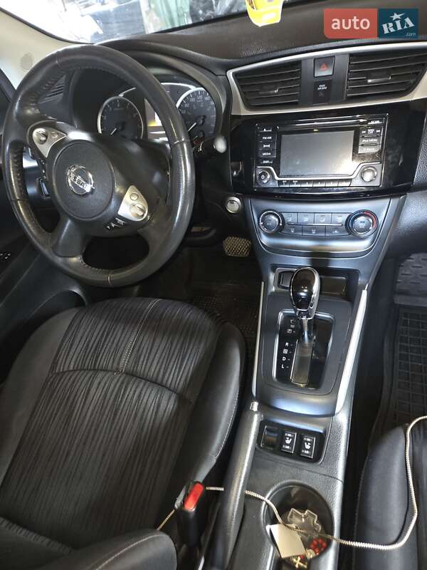 Седан Nissan Sentra 2016 в Шепетовке