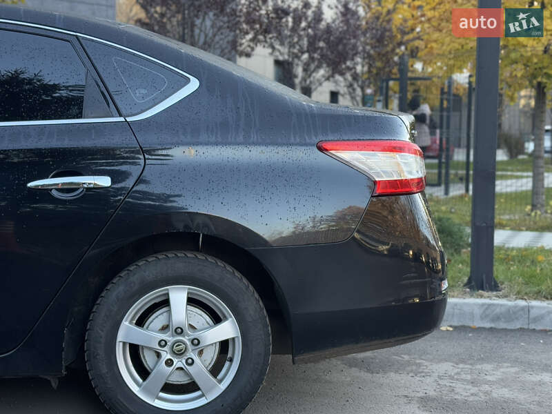 Седан Nissan Sentra 2013 в Києві