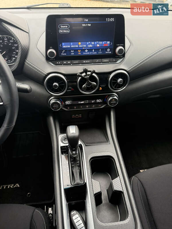 Седан Nissan Sentra 2020 в Киеве