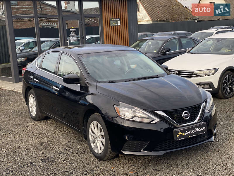 Седан Nissan Sentra 2019 в Луцке