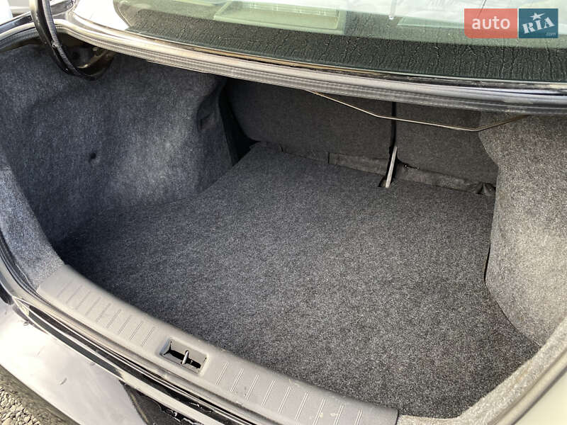 Седан Nissan Sentra 2019 в Луцке