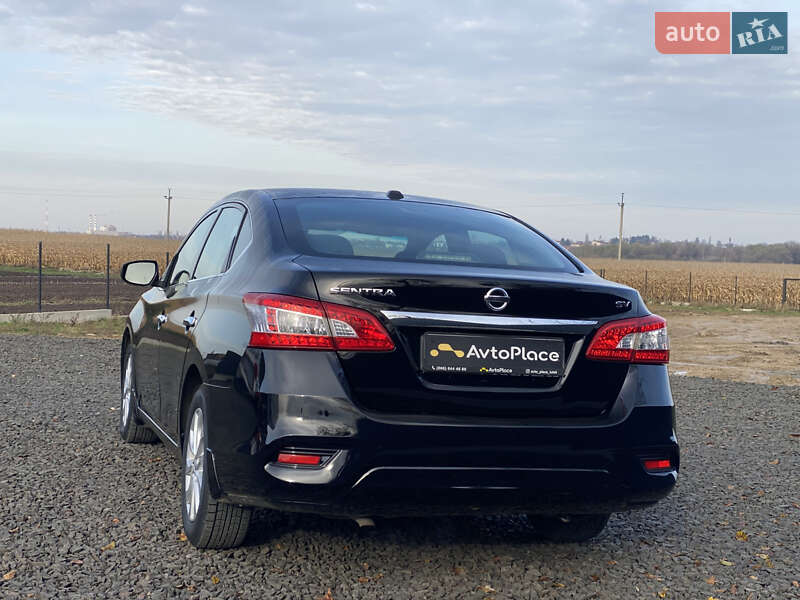 Седан Nissan Sentra 2019 в Луцке
