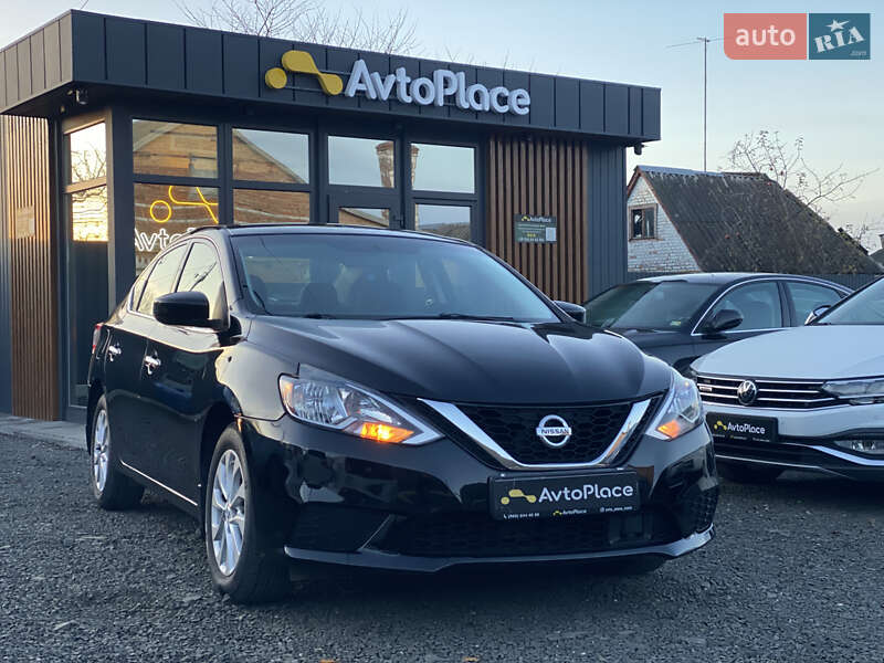 Седан Nissan Sentra 2019 в Луцке