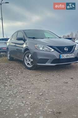 Седан Nissan Sentra 2016 в Львові