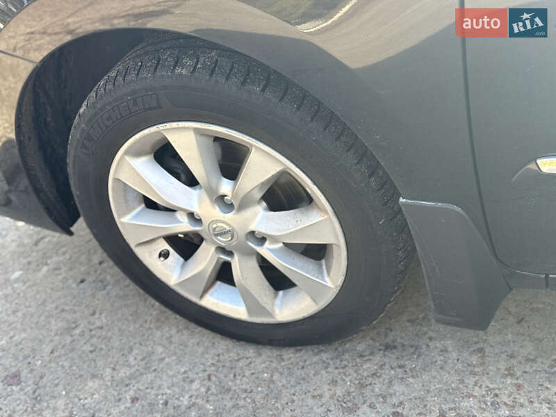 Седан Nissan Sentra 2010 в Киеве фото 9 Седан Nissan Sentra 2010 в Киеве