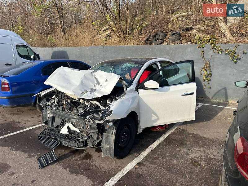 Седан Nissan Sentra 2018 в Киеве фото 7 Седан Nissan Sentra 2018 в Киеве