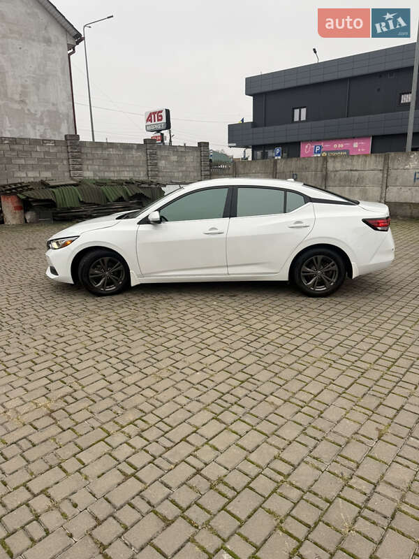 Седан Nissan Sentra 2020 в Киеве фото 6 Седан Nissan Sentra 2020 в Киеве