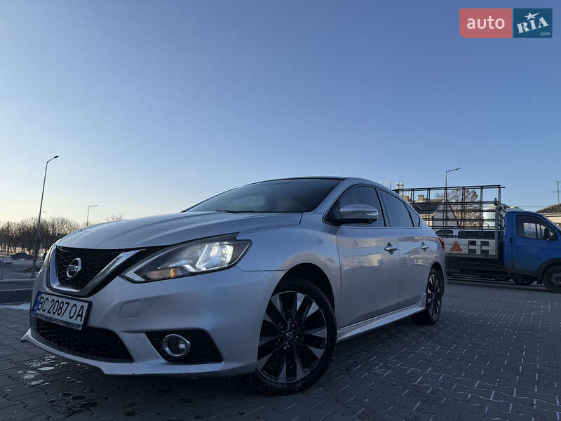 Седан Nissan Sentra 2017 в Львові