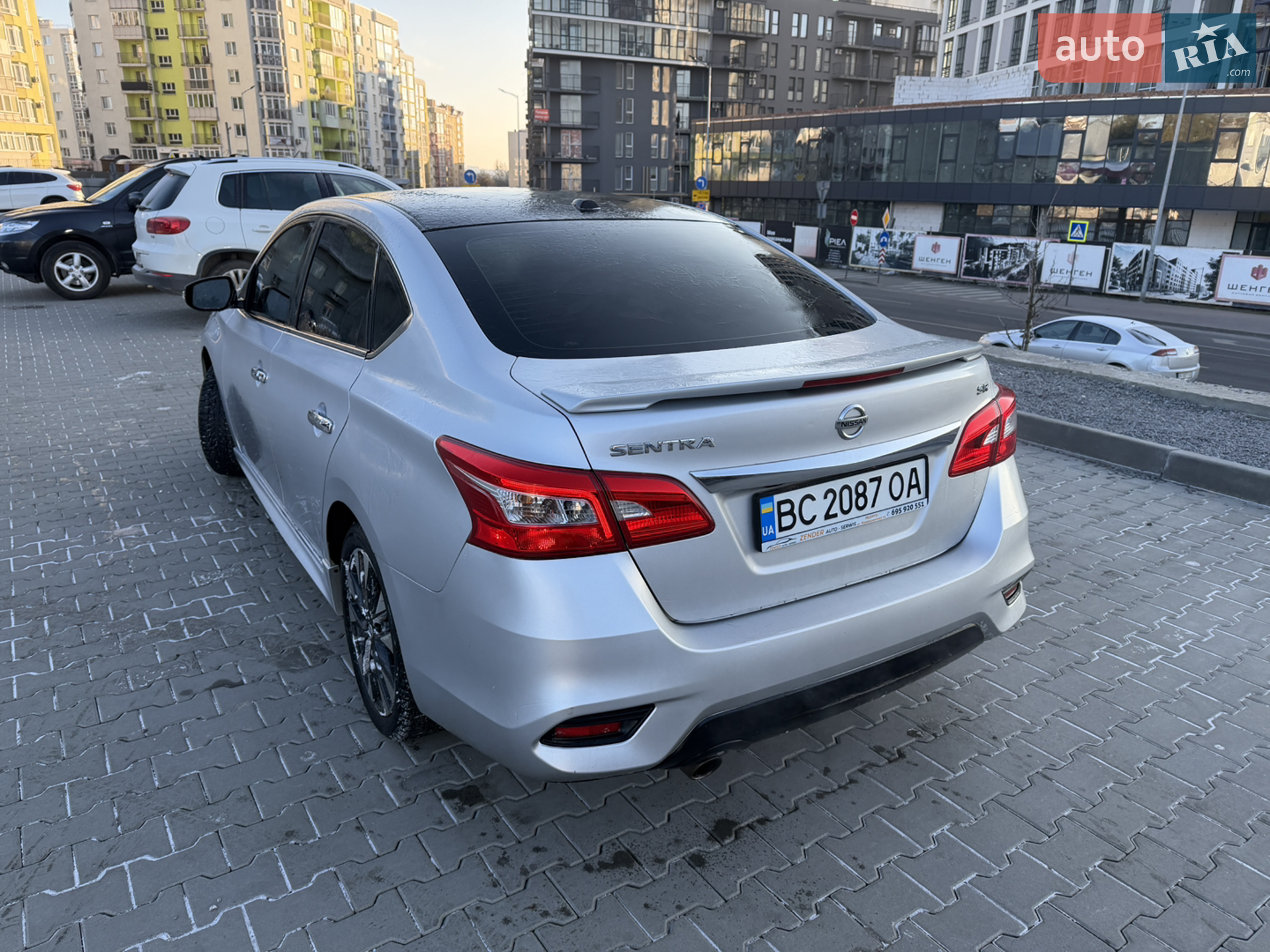 2017 Nissan Sentra - мініатюра 10