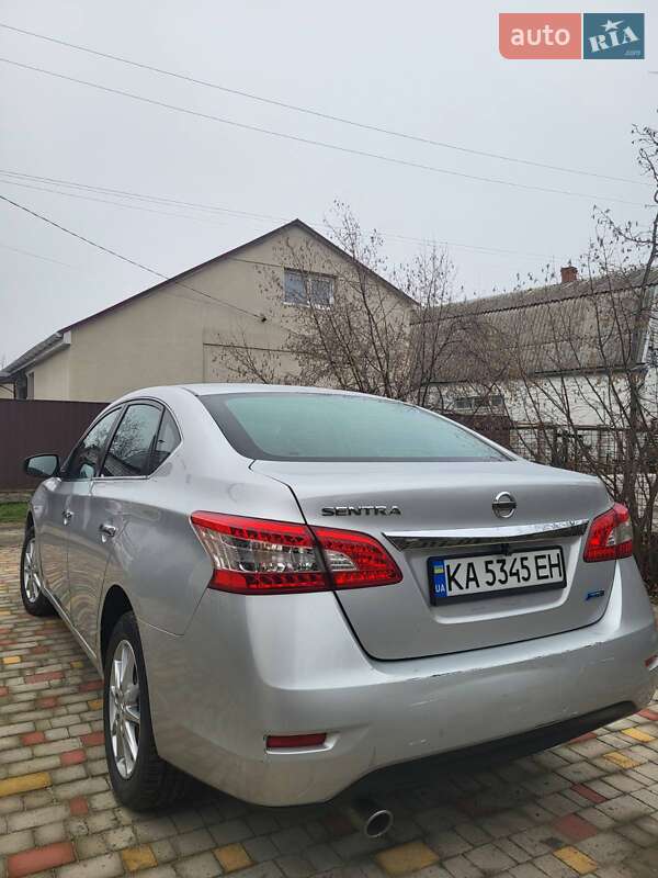 Седан Nissan Sentra 2014 в Дніпрі