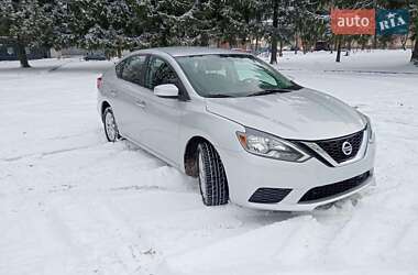 Седан Nissan Sentra 2019 в Ровно