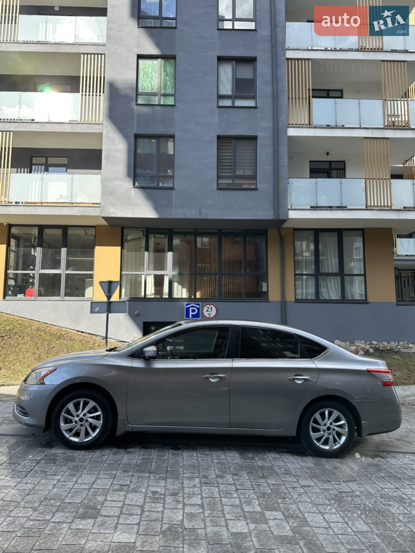 2014 Nissan Sentra - мініатюра 10