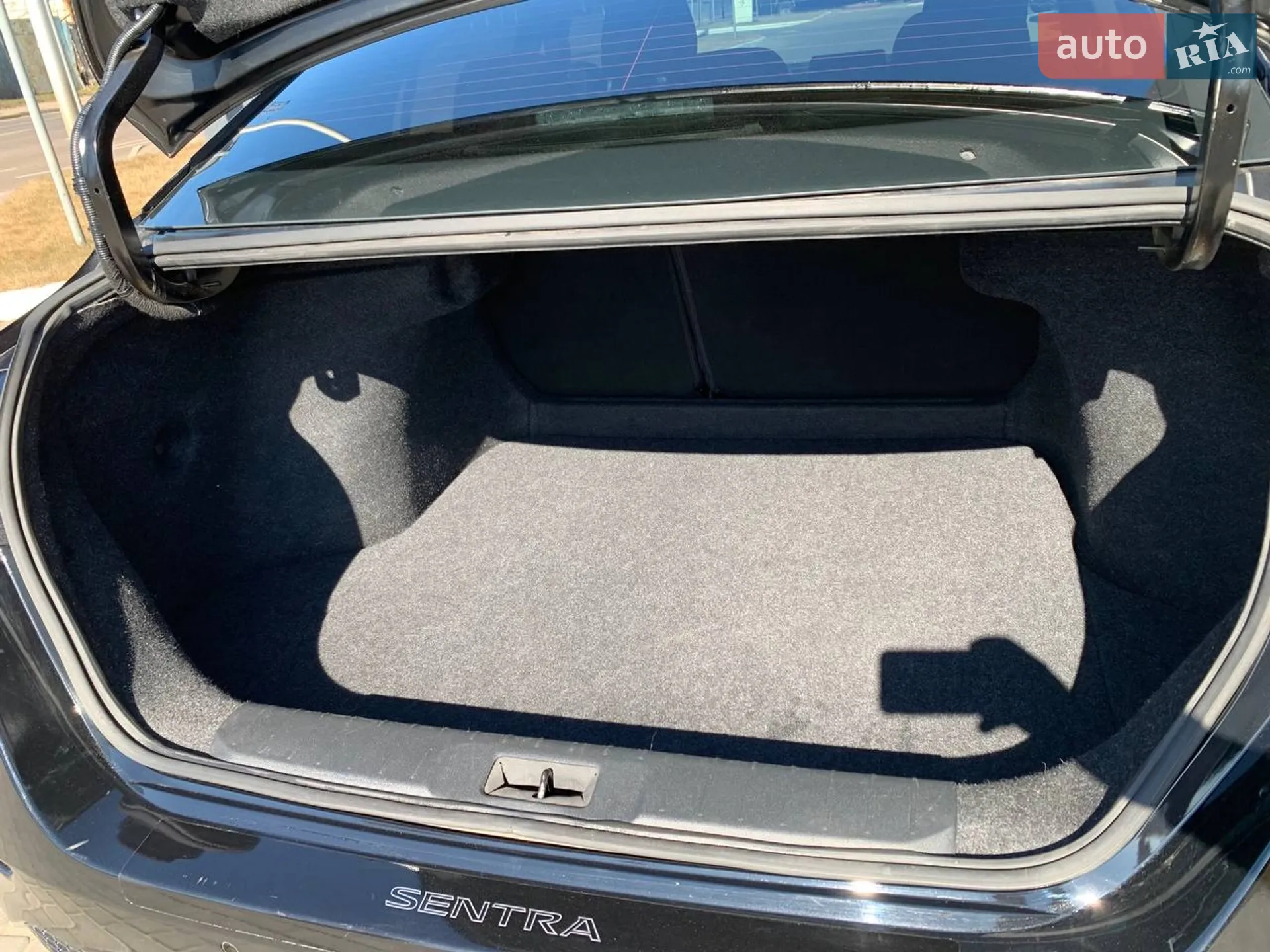 2021 Nissan Sentra - мініатюра 35