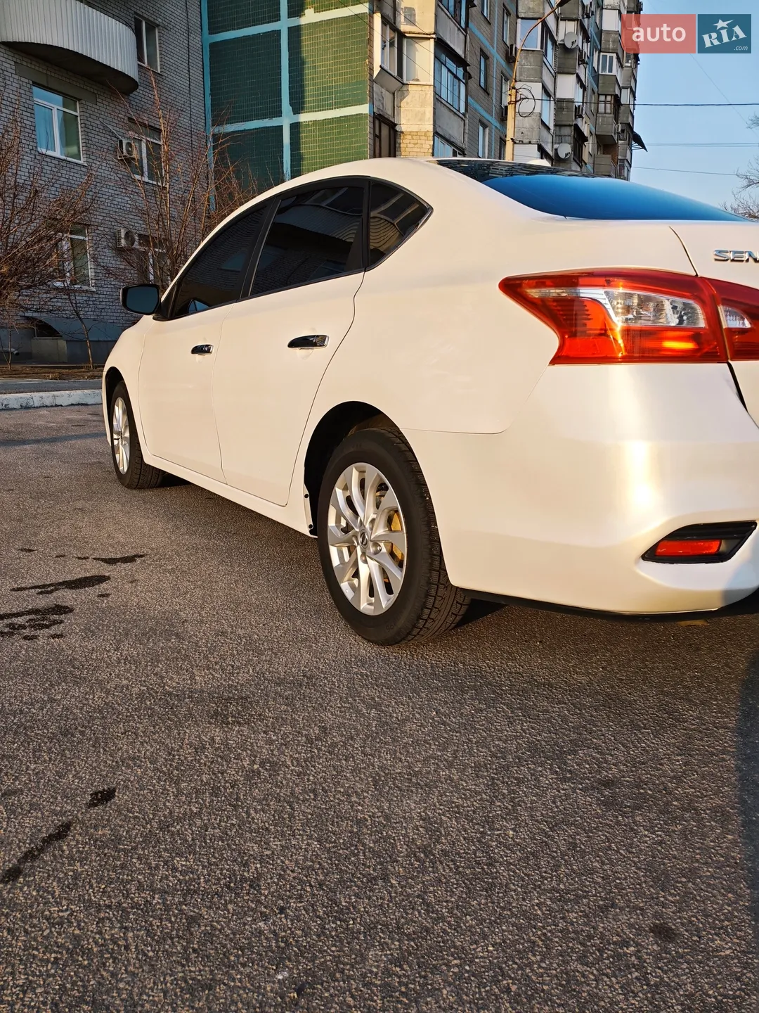 2018 Nissan Sentra - мініатюра 4
