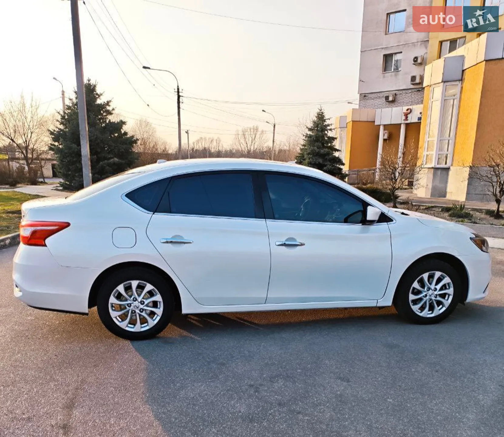 2018 Nissan Sentra - мініатюра 14