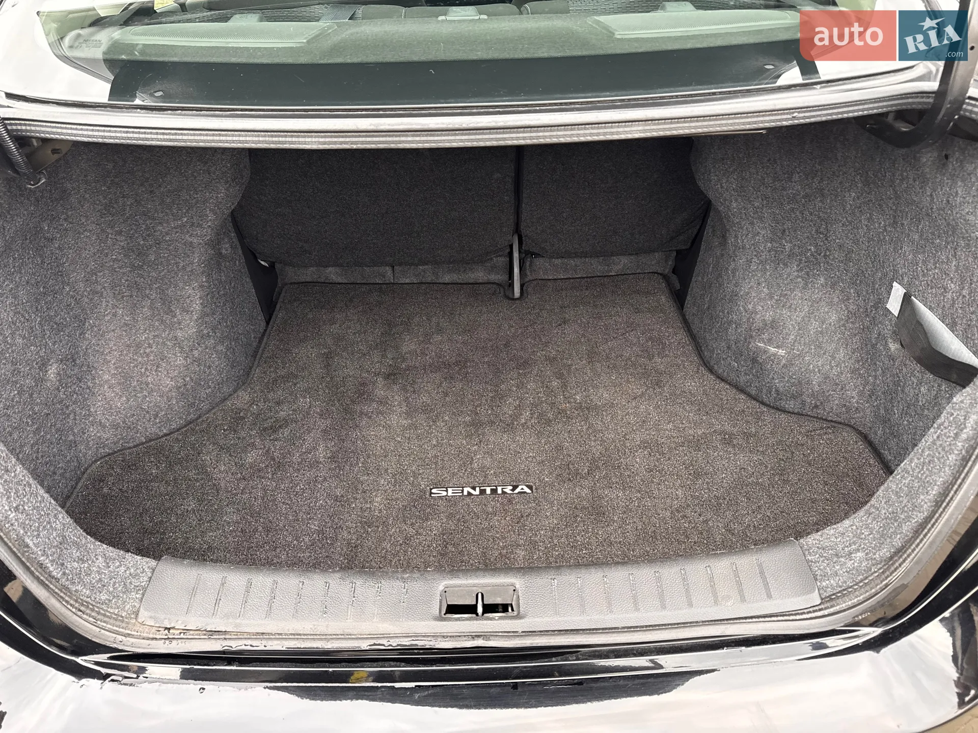 2018 Nissan Sentra - мініатюра 21