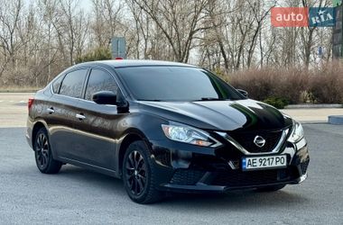 Седан Nissan Sentra 2018 в Днепре