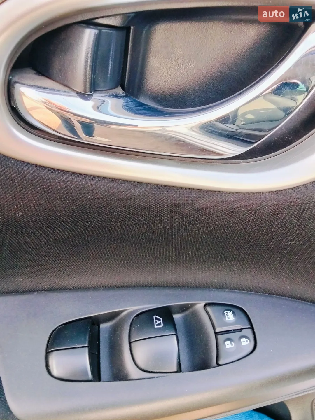 2015 Nissan Sentra - мініатюра 4