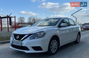 Седан Nissan Sentra 2016 в Житомирі