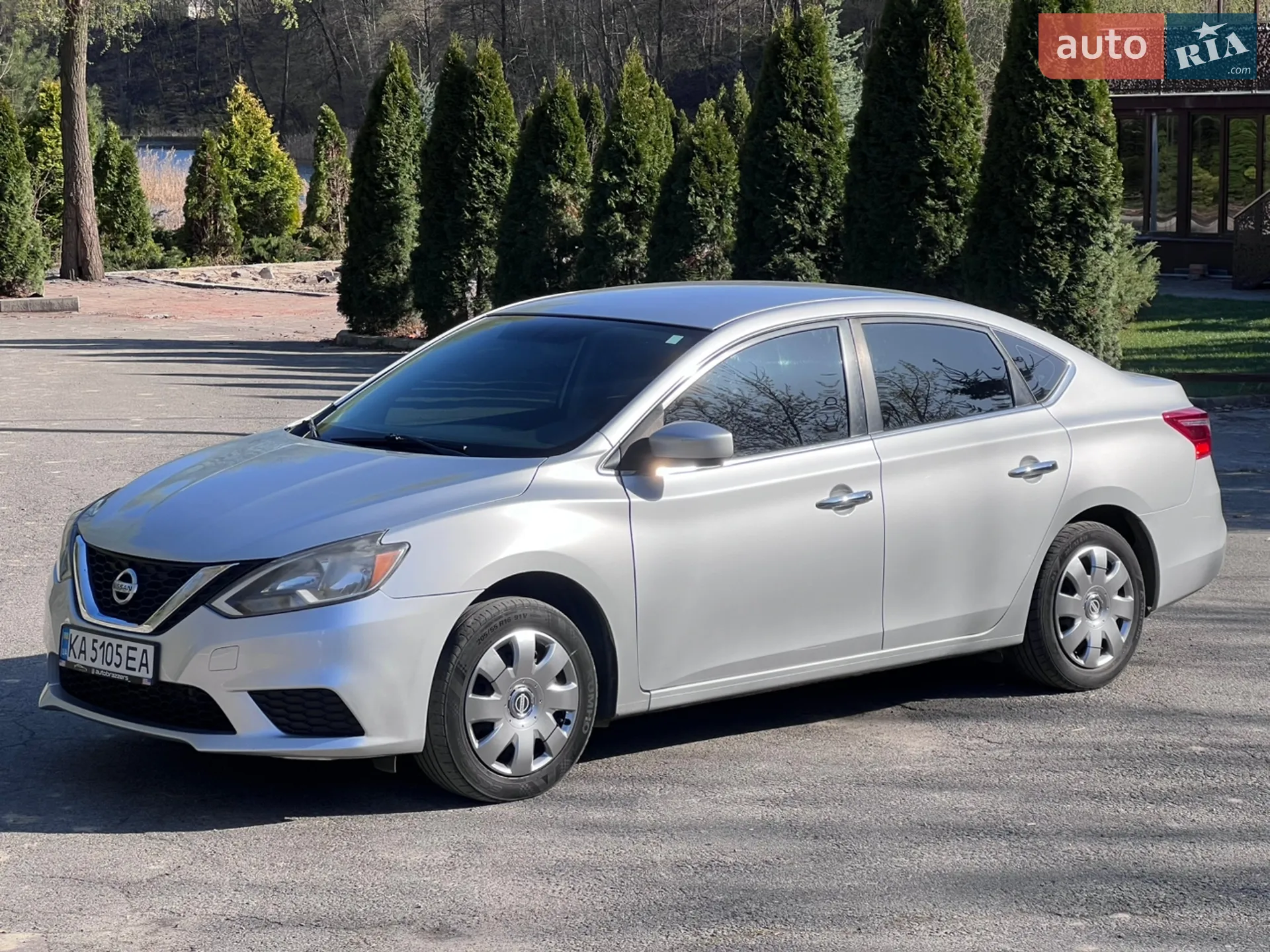 2016 Nissan Sentra - мініатюра 2