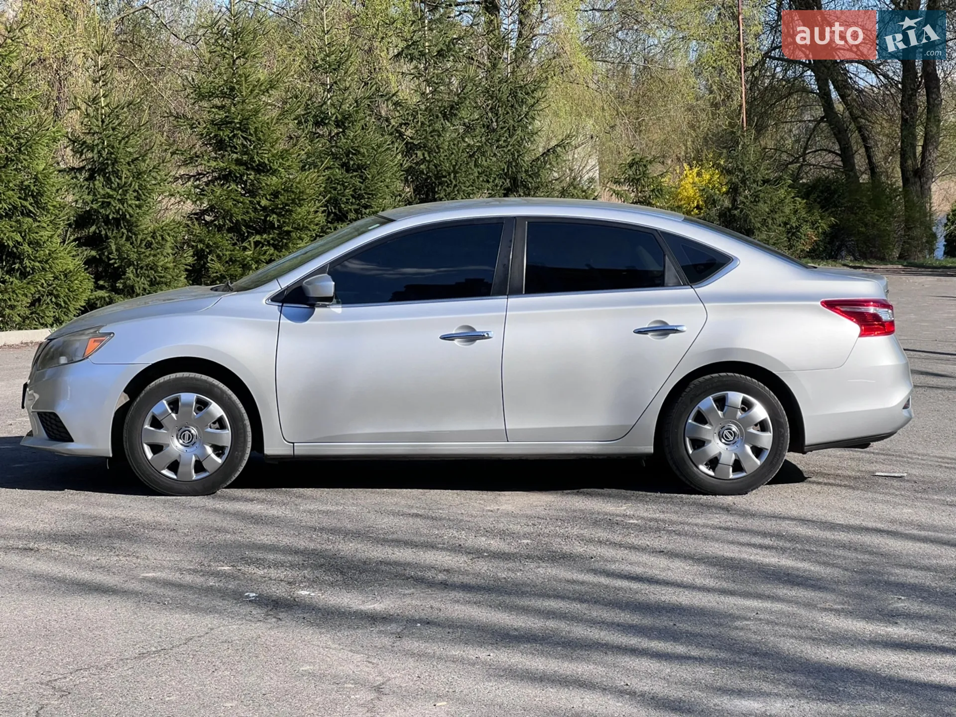 2016 Nissan Sentra - мініатюра 3