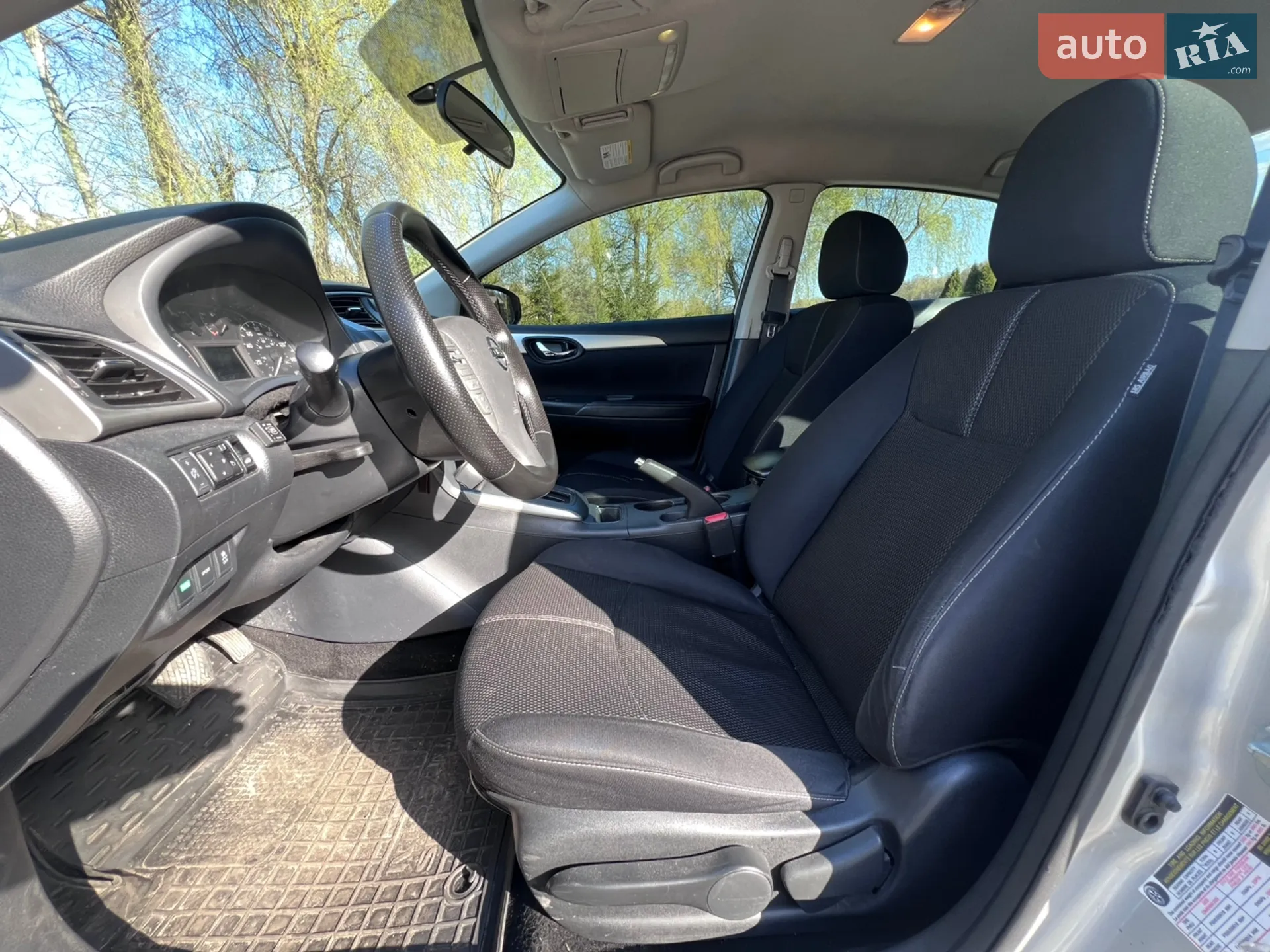 2016 Nissan Sentra - мініатюра 17