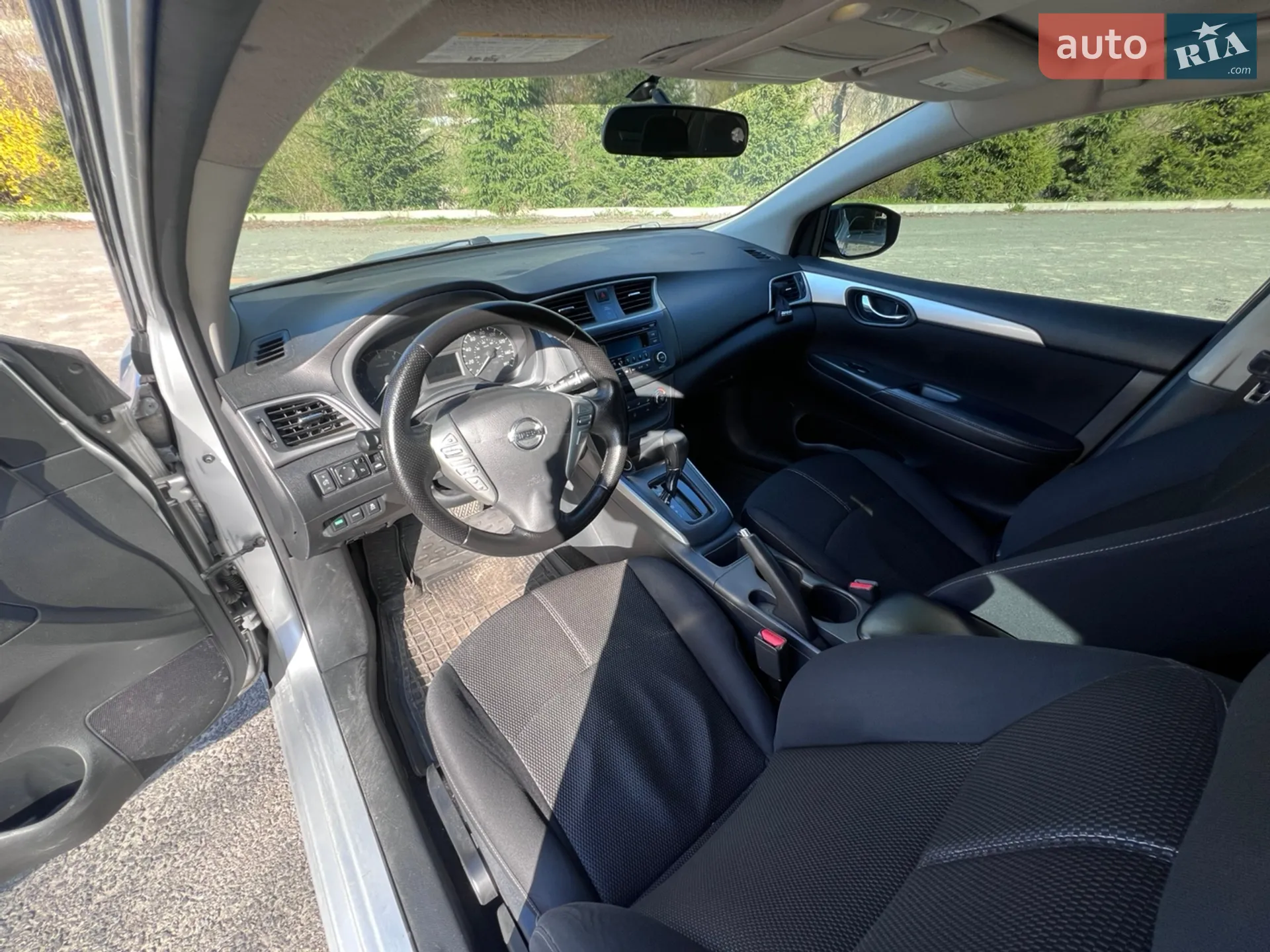 2016 Nissan Sentra - мініатюра 18