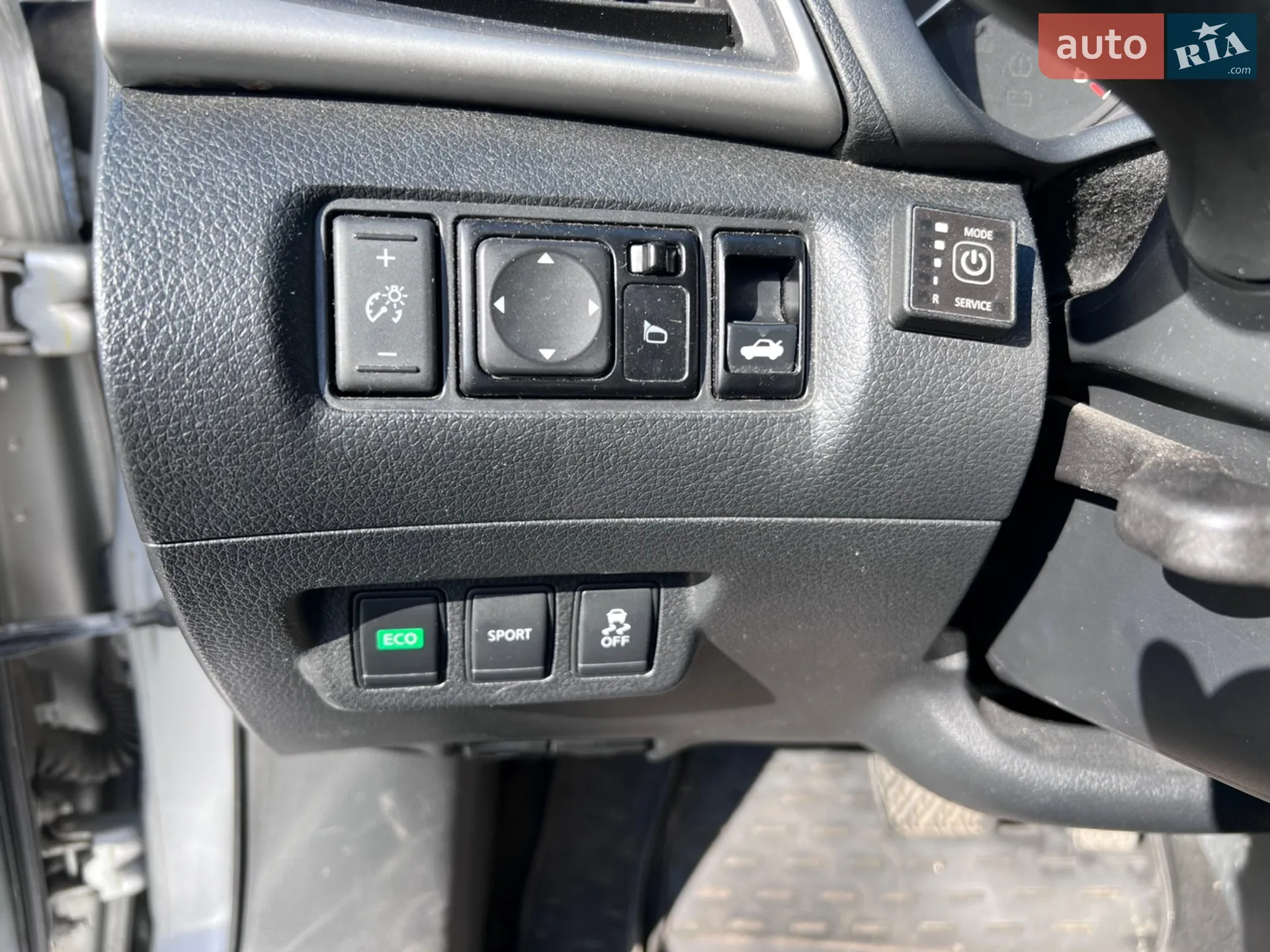 2016 Nissan Sentra - мініатюра 22